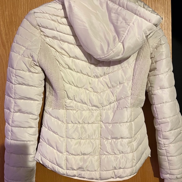 Cream fitted puff coat/ very slim fit / size small/ worn once/ true to size - Picture 4 of 5